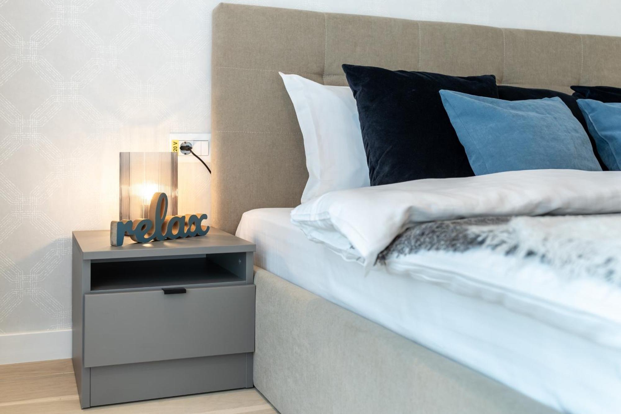 Stylish 1br With Balcony In Vibrant Business Area * Bucarest