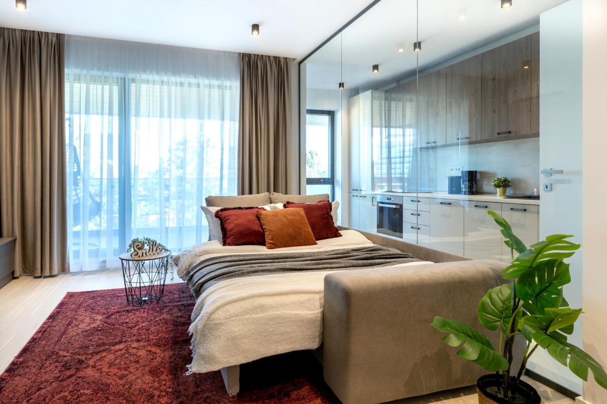 Stylish 1br With Balcony In Vibrant Business Area Bucarest