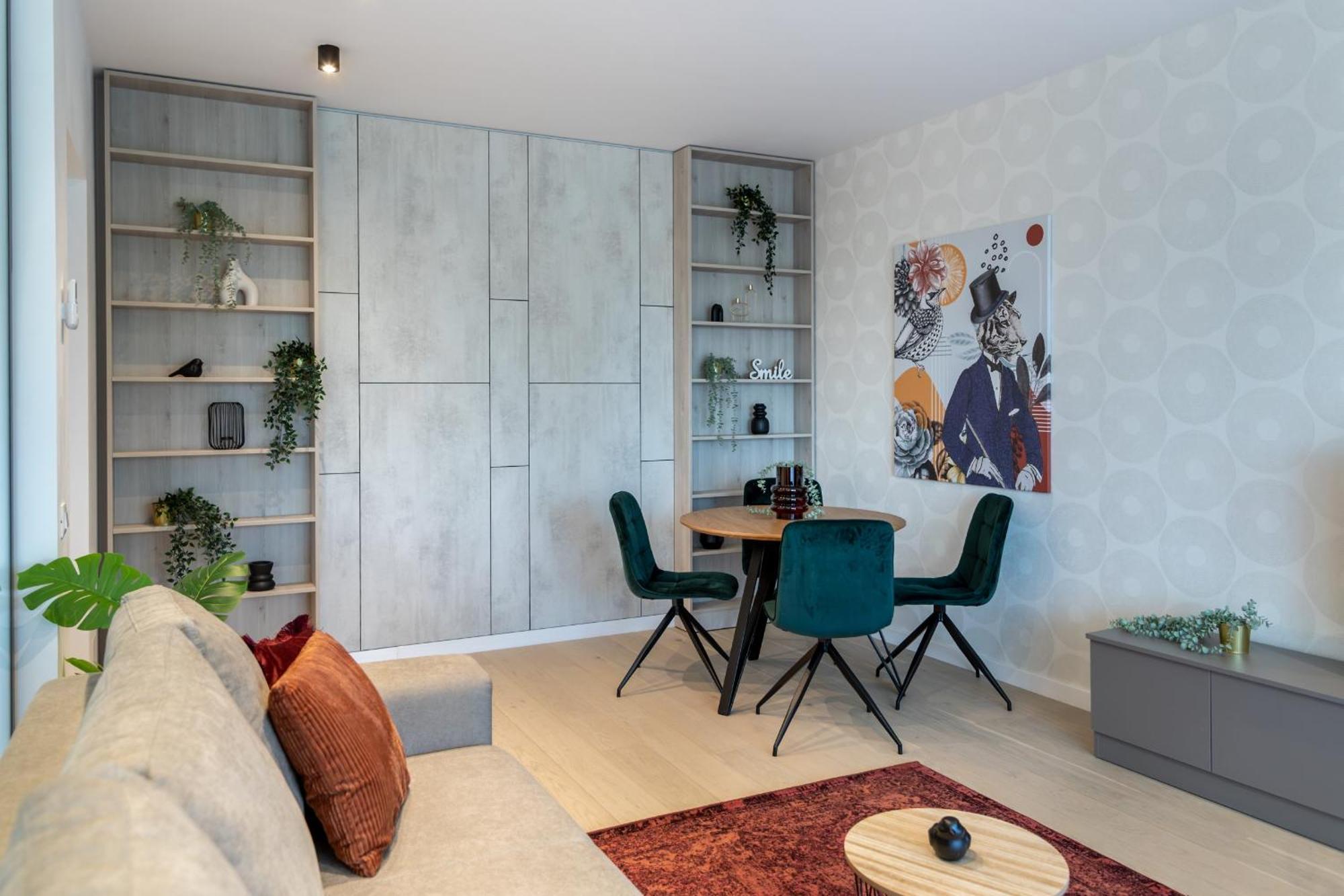 Stylish 1br With Balcony In Vibrant Business Area Appartamento *