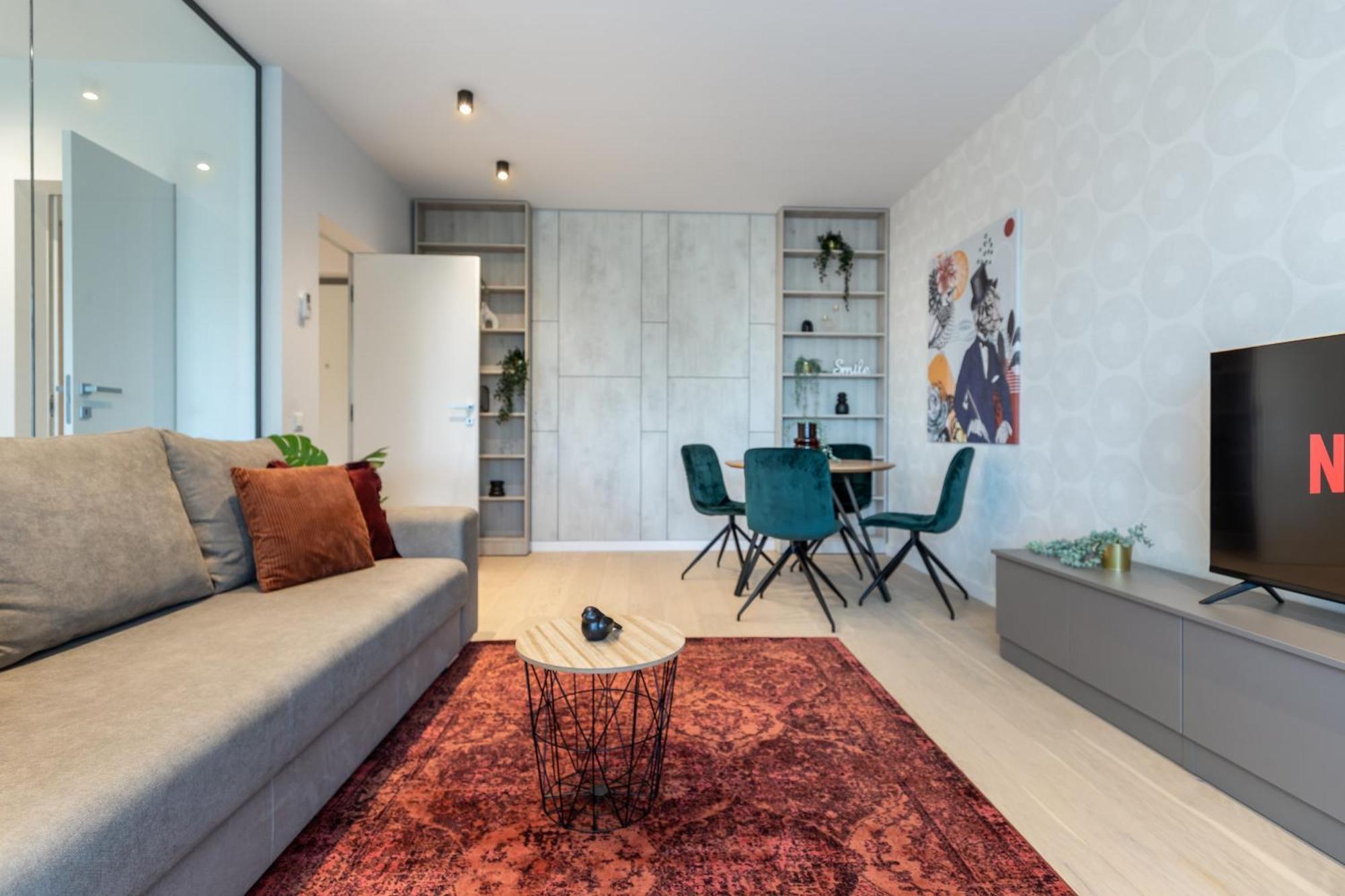 Appartamento Stylish 1br With Balcony In Vibrant Business Area Bucarest